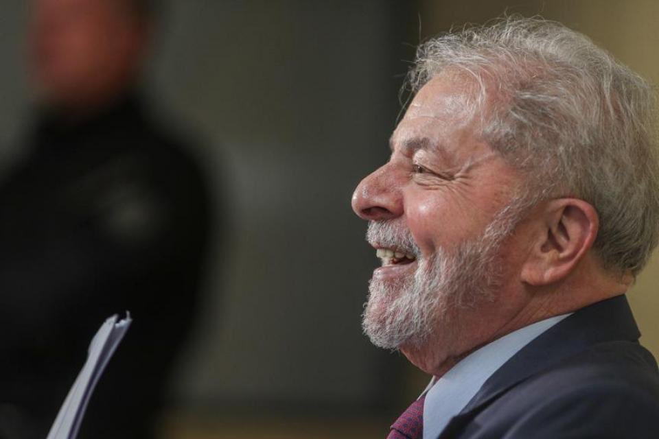 Lula saldrá en libertad en las próximas horas. No se llama milagro. Se llama justicia. Finalmente, justicia. #lulalivreamanha#LulaLivre#LulaLibre
