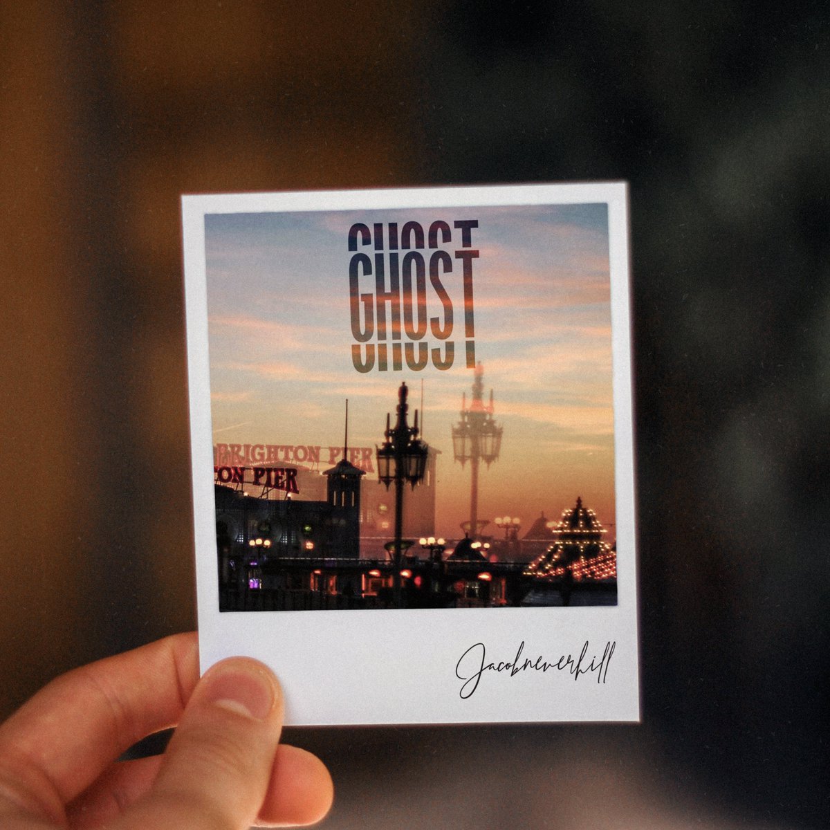 GHOST is out NOW! This is probably my favorite track I've ever written so go and check it out here 🧡 frtyfve.lnk.to/Ghost