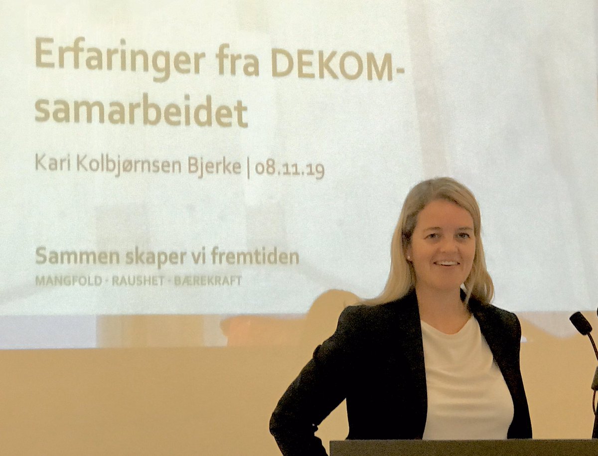 Det er viktige for oss å sy sammen ulike løp for kompetanseutvikling fordi skolene våre har ulike behov, sier Kari Kolbjørnsen Bjerke. <a href="/baerumkommune/">Bærum kommune</a> er en av våre samarbeidspartnere i #dekomp <a href="/UiO_FIKS/">UiO : FIKS</a> <a href="/UniOslo_UV/">Det utdanningsvitskaplege fakultet (UiO)</a>