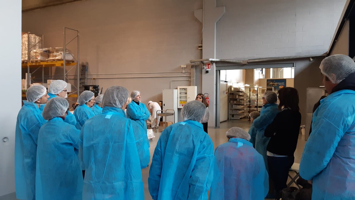 FabbricheAperte's tweet image. #PFA19: Paste, creme di nocciole e pistacchi, olii di pinoli, mandorle, e armellina... da vedere e assaggiare! Le visite da @ParianiLab proseguono! ✨
@regionepiemonte #piemontefabbricheaperte #pfa #fabbriche #alimentare #piemonte #industry #technology #food