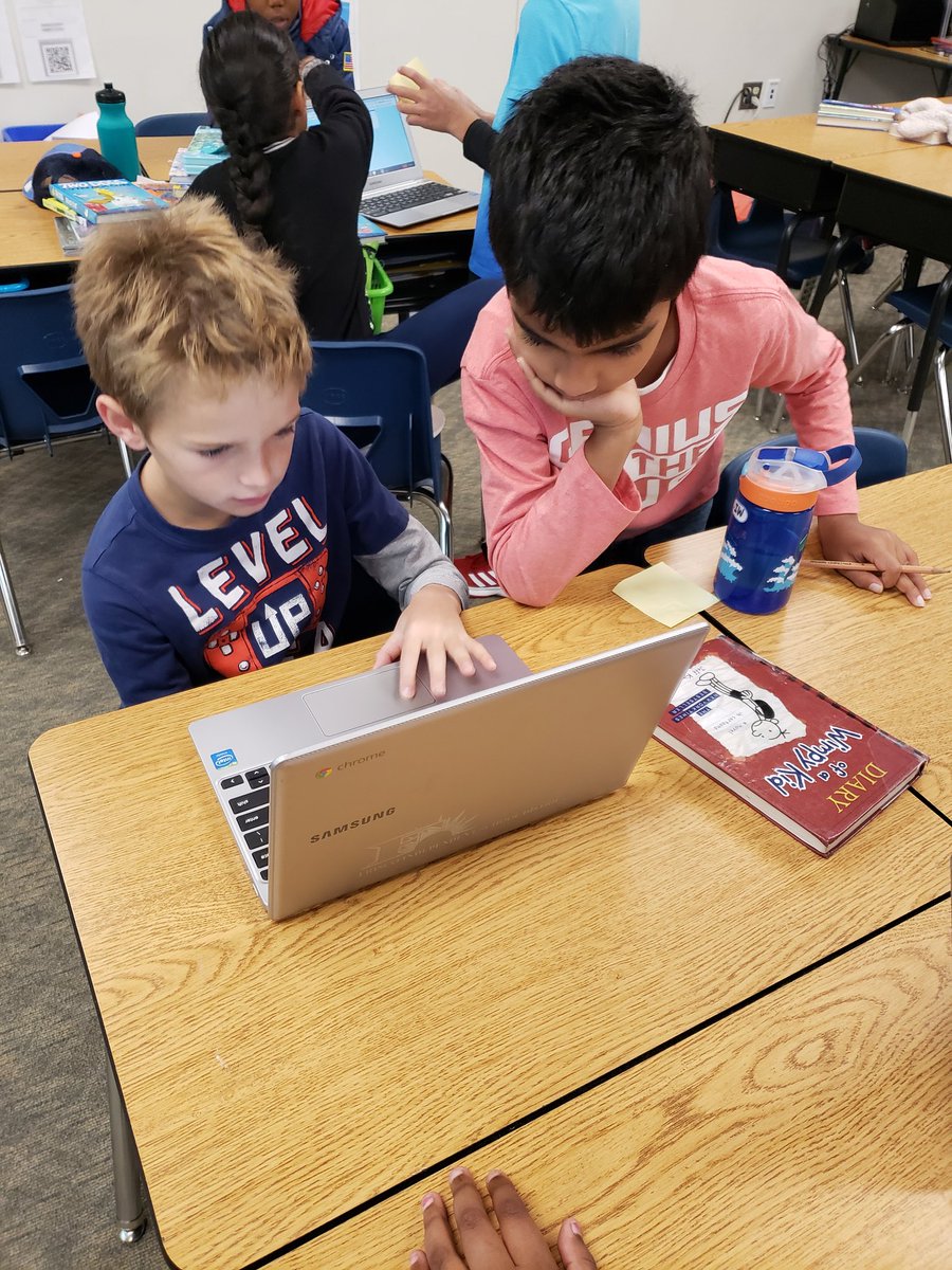 emilystroud_IC's tweet photo. Digital breakout in reading today over main idea! Kiddos are working hard! #NorrisKnights #3rdgradereaders @Norris_3rd https://t.co/HOPsZEZClH
