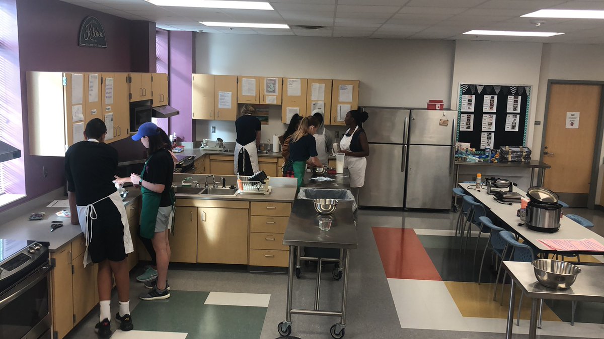 GreenLevelFCS's tweet image. Countries Around the World  cooking Day!