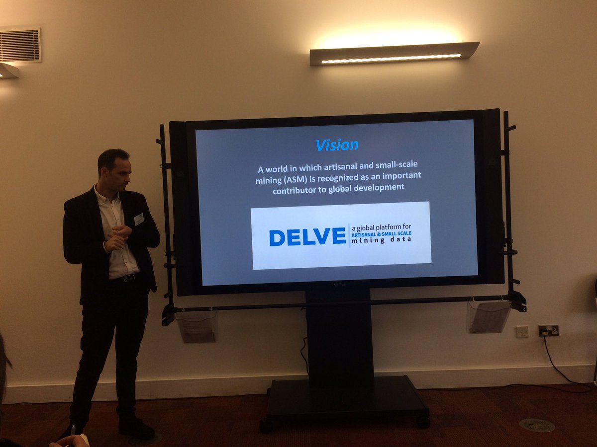 Dr. James McQuilken presenting on Delve, a global platform for ASM data at #EX4DEV19 <a href="/DelveASM/">Delve</a> <a href="/ex4dev/">EX4DEV</a>