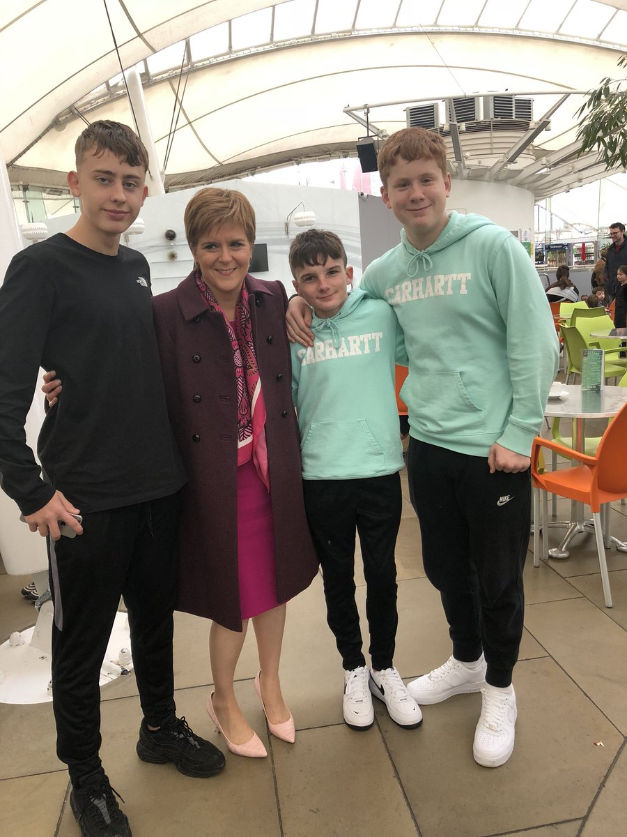 BraeviewR's tweet photo. #dynamicearth #firstminister #physicsandREtrip great day of learning at Dynamic Earth https://t.co/owHC2RZoBQ