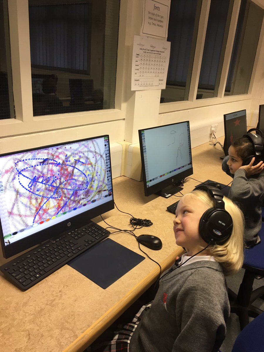 YMS_Reception's tweet image. Using the new Paint program to create firework pictures #eyfs @ABCDoes @iapsuk @psbacc