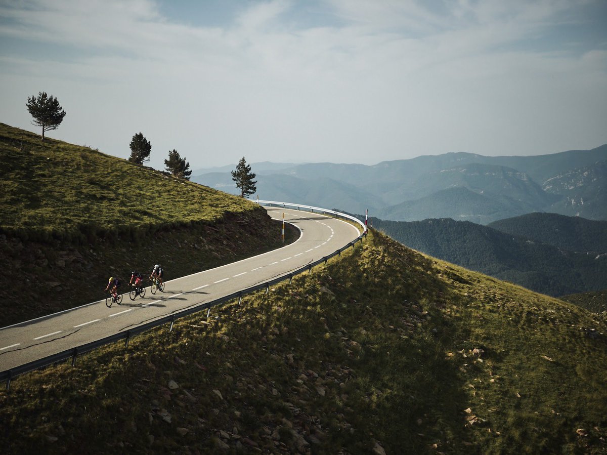 05/07/2020. Quién avisa no es traïdor. Anotad el día al calendario y vivid el #realcycling!

#realcycling #4cims #3cims #2cims #cycling  #ciclismo #buff #ajuntamentdebagà #bikelife #roadcycling #pirineus #pirineos