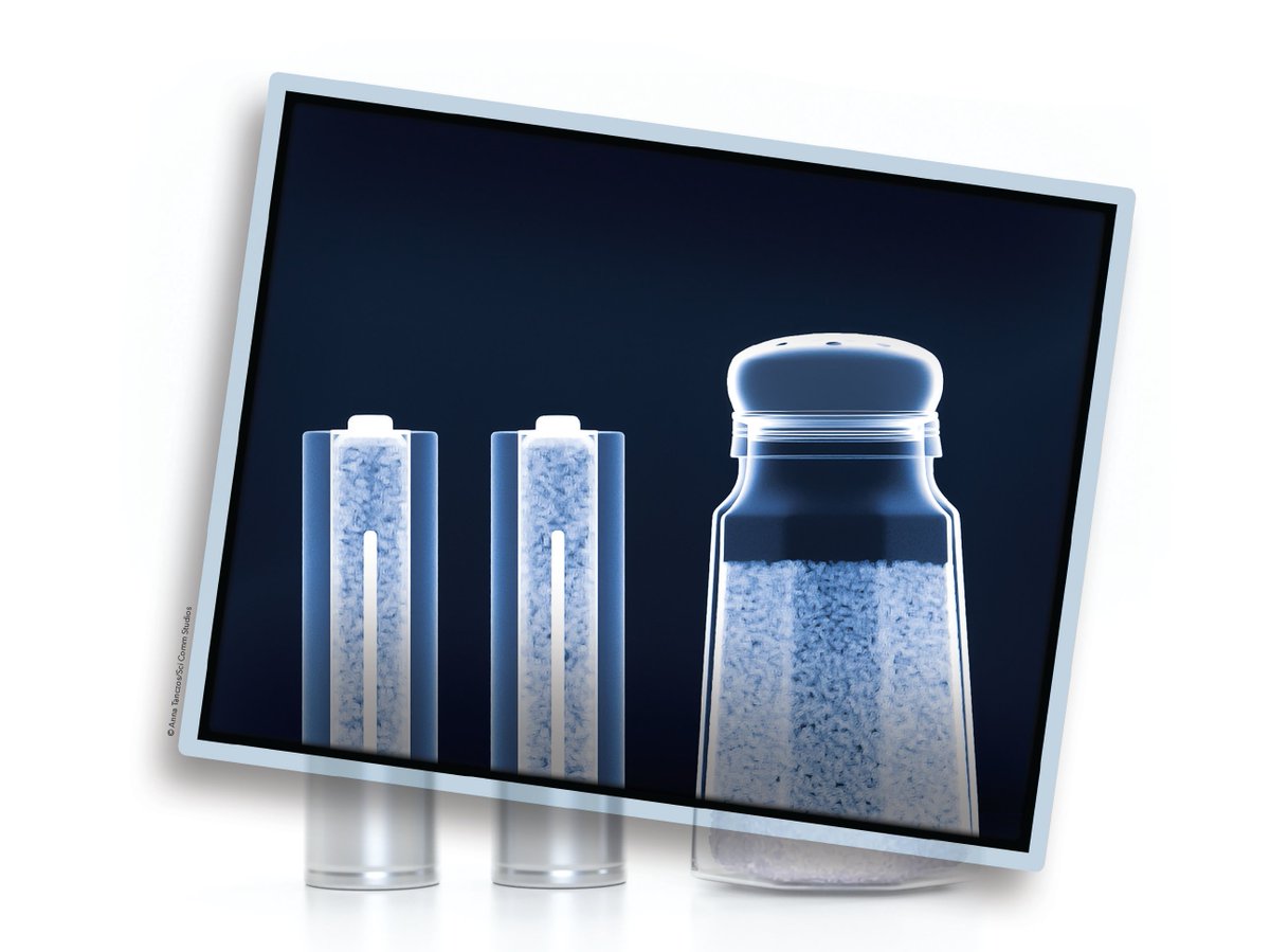 SciCommStudios's tweet image. Another look at a pic that I made for a really interesting article by @ninanotman about sodium batteries in this months @ChemistryWorld 
#scicomm #sciart #chemistry #batteries