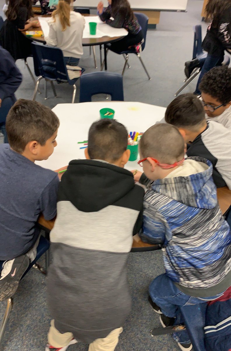 crys_daniels's tweet photo. Shout out to our librarian Mrs. Esquivel for planning a virtual field trip to Sequoia National Park! #NISDLegends https://t.co/JFJWnlukpw