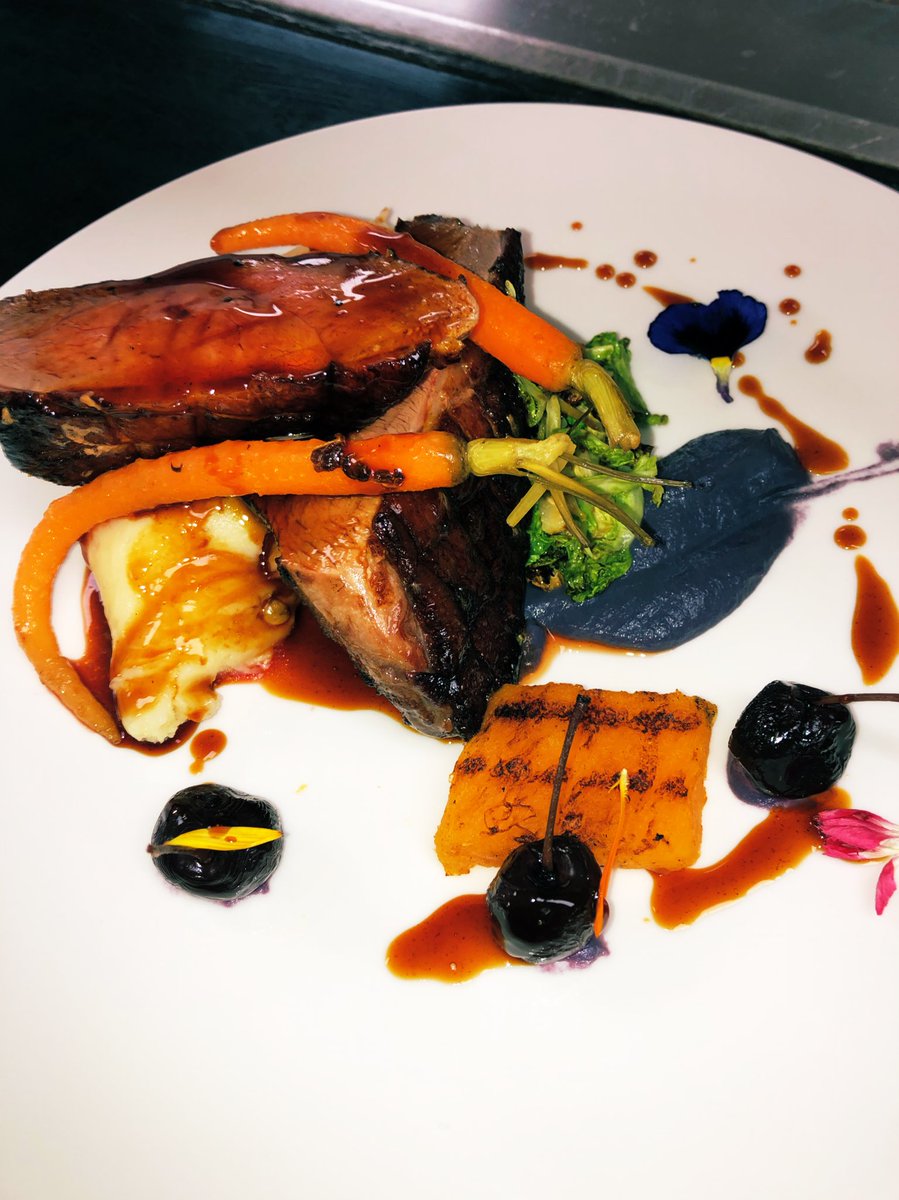 Tonight Special <a href="/kilkennyormonde/">Kilkenny Ormonde</a> Marget Duck Breast with texture of Cabbage Confit Cherry and Apple Crab Jus <a href="/ComerfordChef/">Tom comerford</a> @