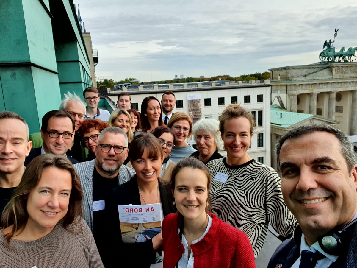 fundacionyuste's tweet photo. Working group on Festivasls, Cities, Europe (in the world) : and how to strengthen the alliance for more active and engaged Citizens for Europe in the frame of the Conference  "30 years of the Fall of the Wall of Berlin: Europe from the bottom up", in Berlin https://t.co/OpT3La5vP9