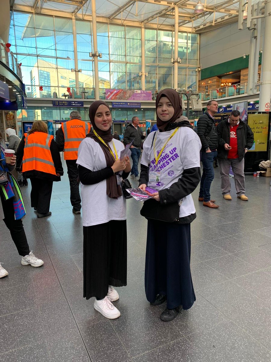 HumanAppeal's tweet photo. We're @NetworkRailMAN & @NetworkRailBHM today telling you about this year’s #WrapUpMCR #WrapUpBrum #WrapUpGlasgow #WrapUpLeics in partnership with
@HandsOnLondon_. So get your spare coats ready to hand over to someone who really needs it this #winter. https://t.co/8rbU3A8CB2 https://t.co/CbeDw1SDoy