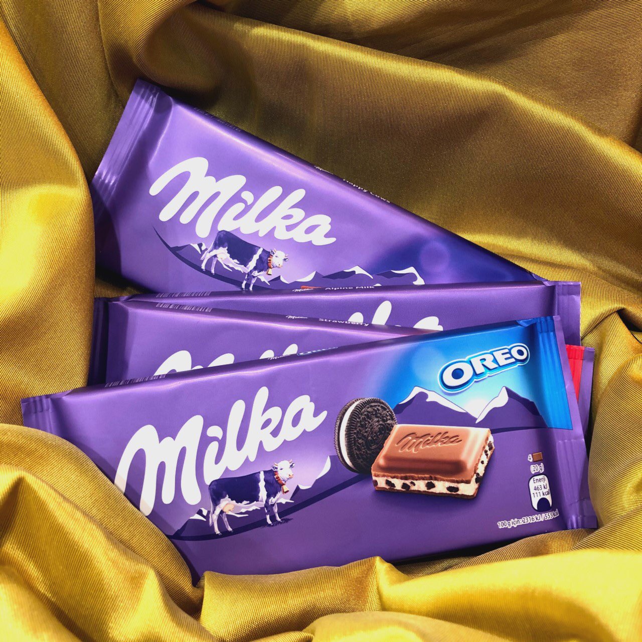 تويتر お菓子大好き 台東食品 على تويتر ミルカ もう年以上前だけどこのチョコの宣伝に江ノ電 この紫色にして走らせた事あったよなあ 憶えている人います 台東食品cone店 で販売中 Milka ミルカ 台東食品 輸入菓子 T Co Mkt5fzb5jk