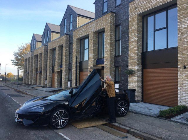 tradbrick's tweet image. New Site featuring Rinko Falls and Mystique, unfortunately the car is not included with the bricks!
#Bricks #newproject #nicemix