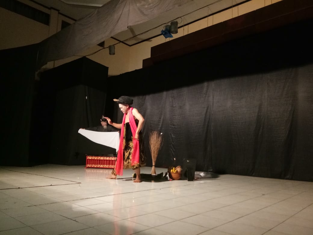 Ukms_Titik tweet media