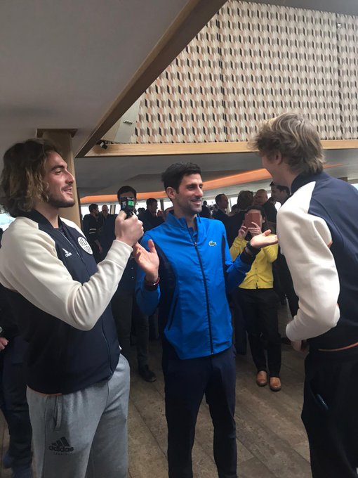 View image on Twitter