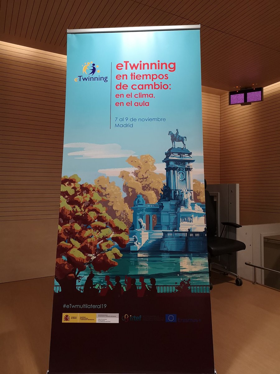 EuroElp's tweet photo. Formation eTwinning à Madrid  pour le consortium ELP.
Échanges et projets européens en cours.
#eTwmultilateral19
@EuroElp @LycUrbainVitry https://t.co/FXd58HklBn