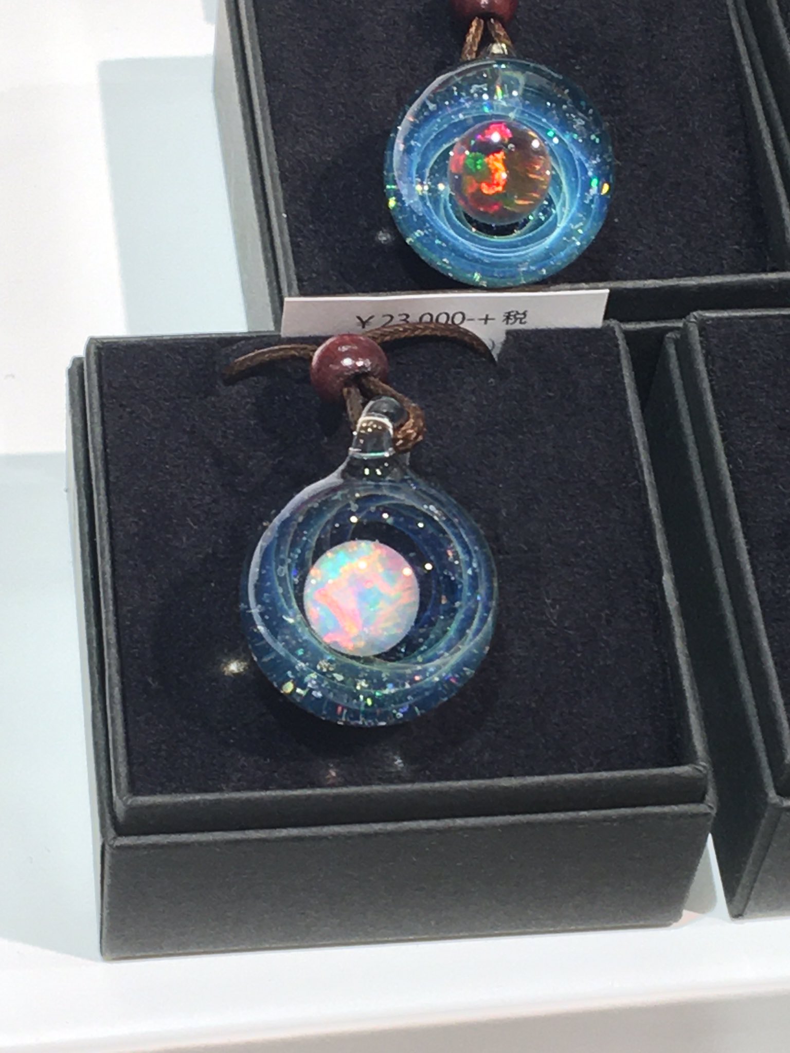珍品❗紫色のブドウ型ガラス装飾品 ウランガラス 珍品❗紫色のブドウ型ガラス装飾品 ウランガラス glass工房