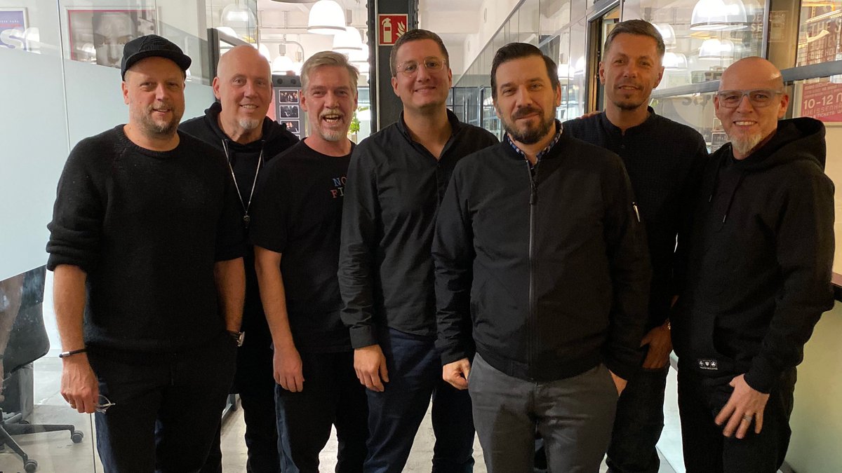 Four Artists tweet media