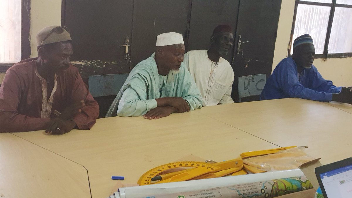 TECHNIDEV's tweet photo. Elaboration d'1 plan de maintien des filles dans le 2daire #Niger, Appui indéfectible de @UNFPA,  facilitation exemplaire du  #Gouv,  #SG du #MES. Ici 40% de #déperdition en 6eme. @unfpaniger veut changer la donne sur le modèle @UNFPATCHAD @TECHNIDEV @putyoungpeoplefirst https://t.co/UVrMQwSZt4
