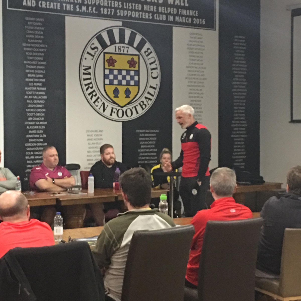 SMFC_CF's tweet photo. What a great week at FFIT! Thank u to Jim Goodwin & Andy Webster for visiting the teams & inspiring them with ur personal stories on health & fitness ๐ช๐ป #feelingfocused #movementismedicine @SPFLTrust @saintmirrenfc @stmirrenwfc @StMirrenAcad โซ๏ธโช๏ธโฅ๏ธ๐ https://t.co/agOHwmCuA1