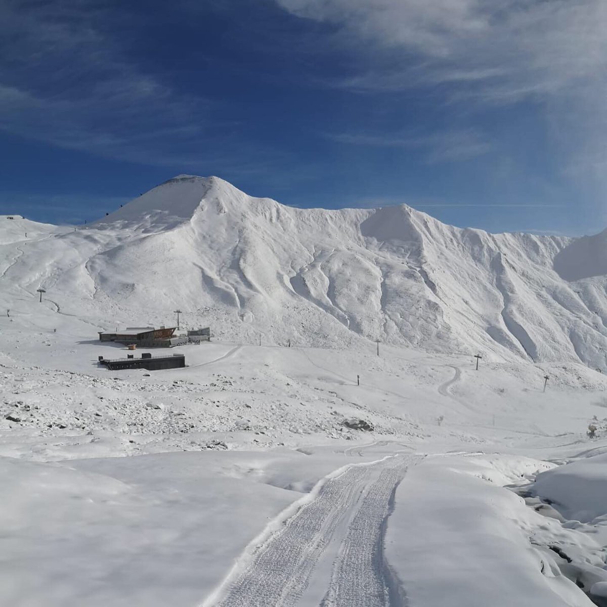 Fresh snow in our skiing area! 😍❄ #serfausfissladis