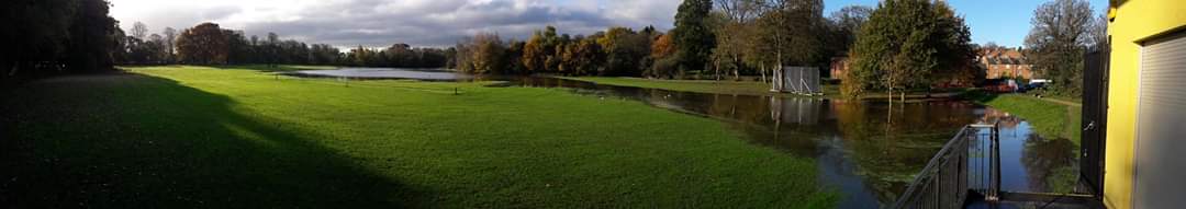 DarleyAbbeyCC's tweet photo. It's happening again.. peak is due between 3 and 5 this afternoon #bitdamp #Darleyabbey #grumpygroundsman https://t.co/pETPbJUPQ1