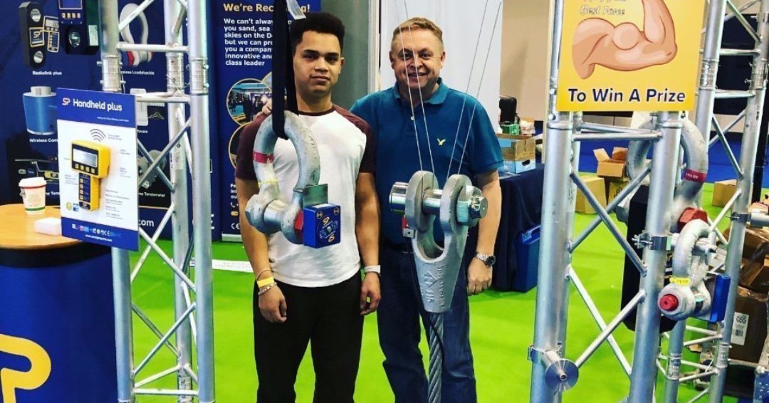 loadcell's tweet photo. #MrLoadlink looks forward to next week's #LiftEx2019 in his latest blog https://t.co/CMdQJmAZZe #knowtheload #loadcell #belowthehook https://t.co/fBq2R0FL3o