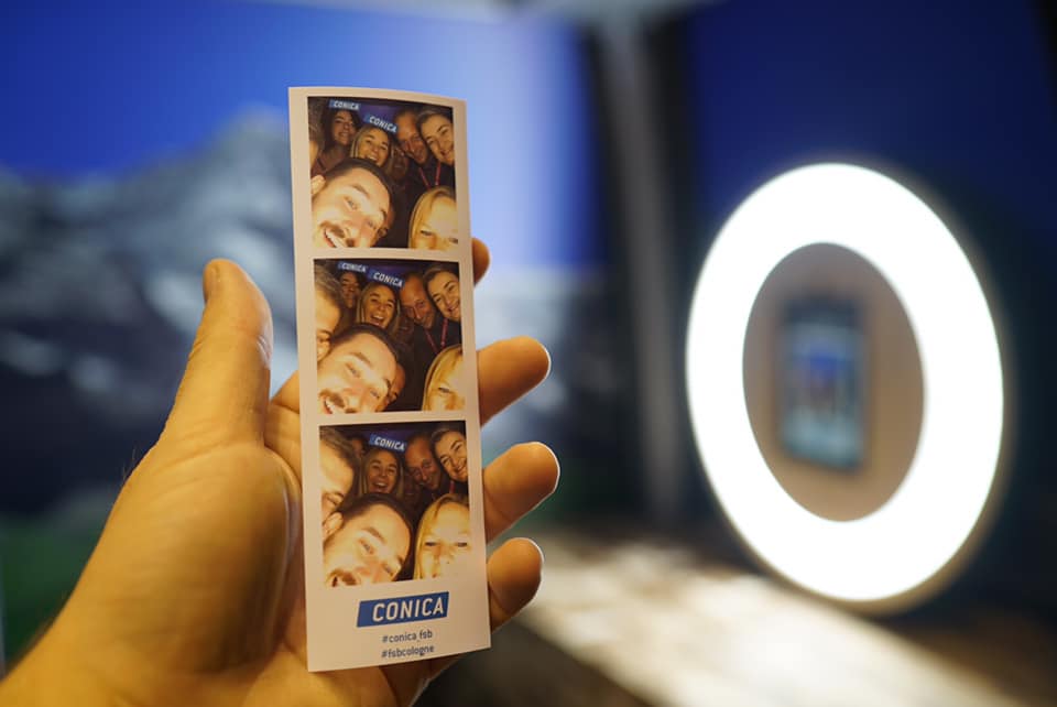 Conica_Group's tweet photo. Impressions #2
.
#FSB #fsbcologne #conica #conicaag #innovation #exhibitionn #business #outofthebox #swissflooring #flooring #sportsflooring #playground #b2bmarketing #basecamp #fsb2019 #fsb_conica #togethertothesummit @Stadionwelt @Conica #conica_fsb https://t.co/tU9rfmOiwk
