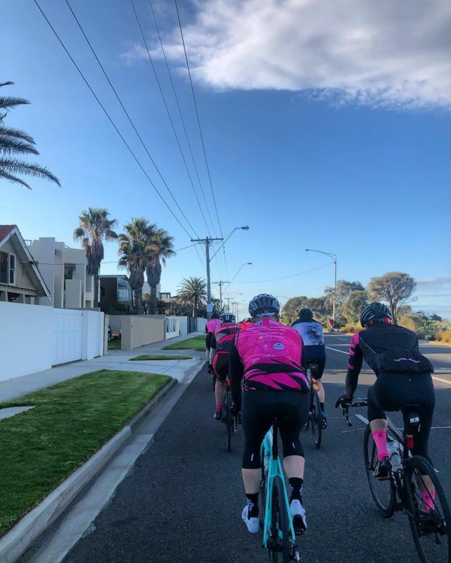 TotalRush's tweet image. Hoping the rain passes and the forecast 10% chance of rain at 7am holds off - we want to do the shop ride! No matter what, @jwaelend will be there 😂❄️🌧
#rushrides #melbourneweather #eatsleepriderepeat ift.tt/32uDVOr