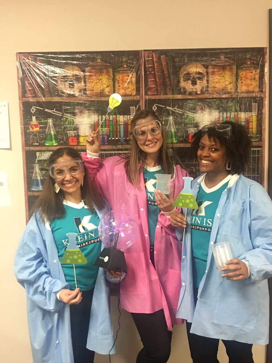 ccchristian71's tweet photo. @BlackshearKISD had a successful Science night!  #haveuherdkisd https://t.co/YVuVlzsQfK