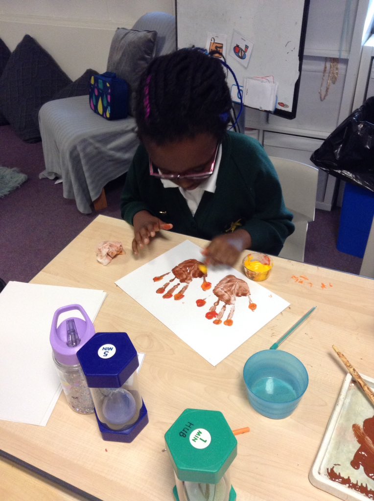 We are painting Autumn trees #swhart