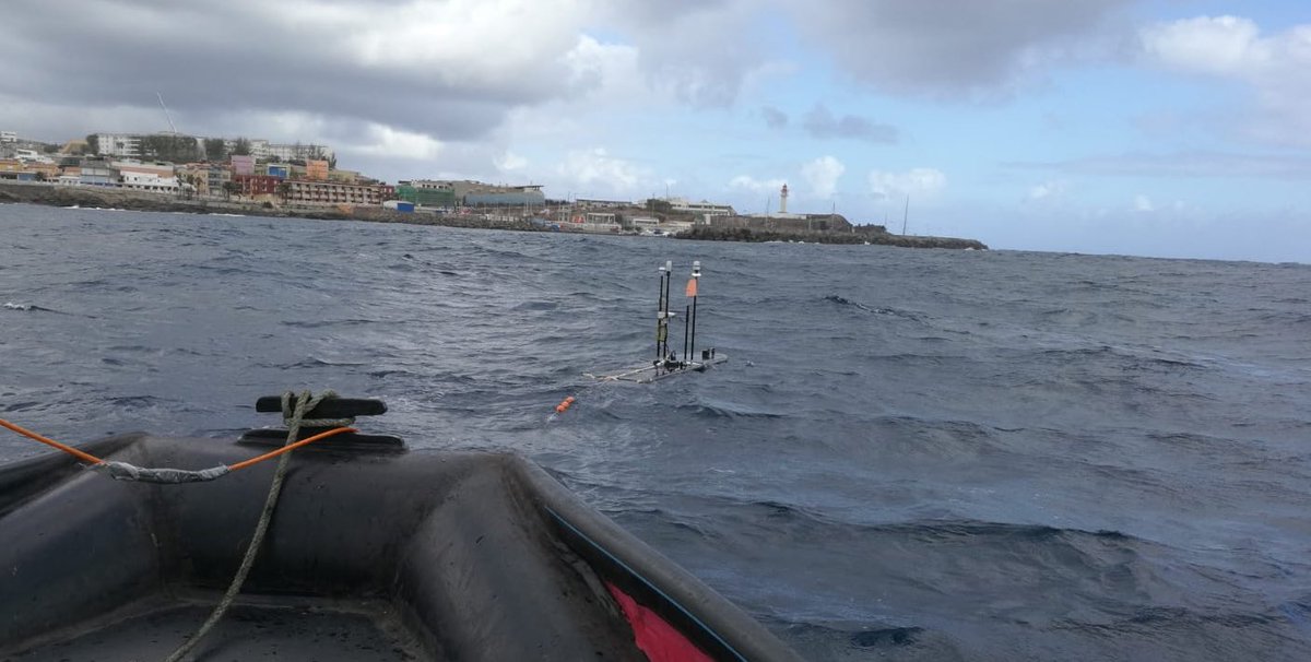 GliderPLOCAN's tweet photo. Successful recovery #WaveGlider  @LiquidRobotics this morning after three weeks mission at deep-ocean #observatory #ESTOC  @EMSOeu time series conducted by @marum_de for #OPENDAM validation with cross-calibration #OceanGliders @EuroGOOS @plocan https://t.co/BFDR8V3V8P