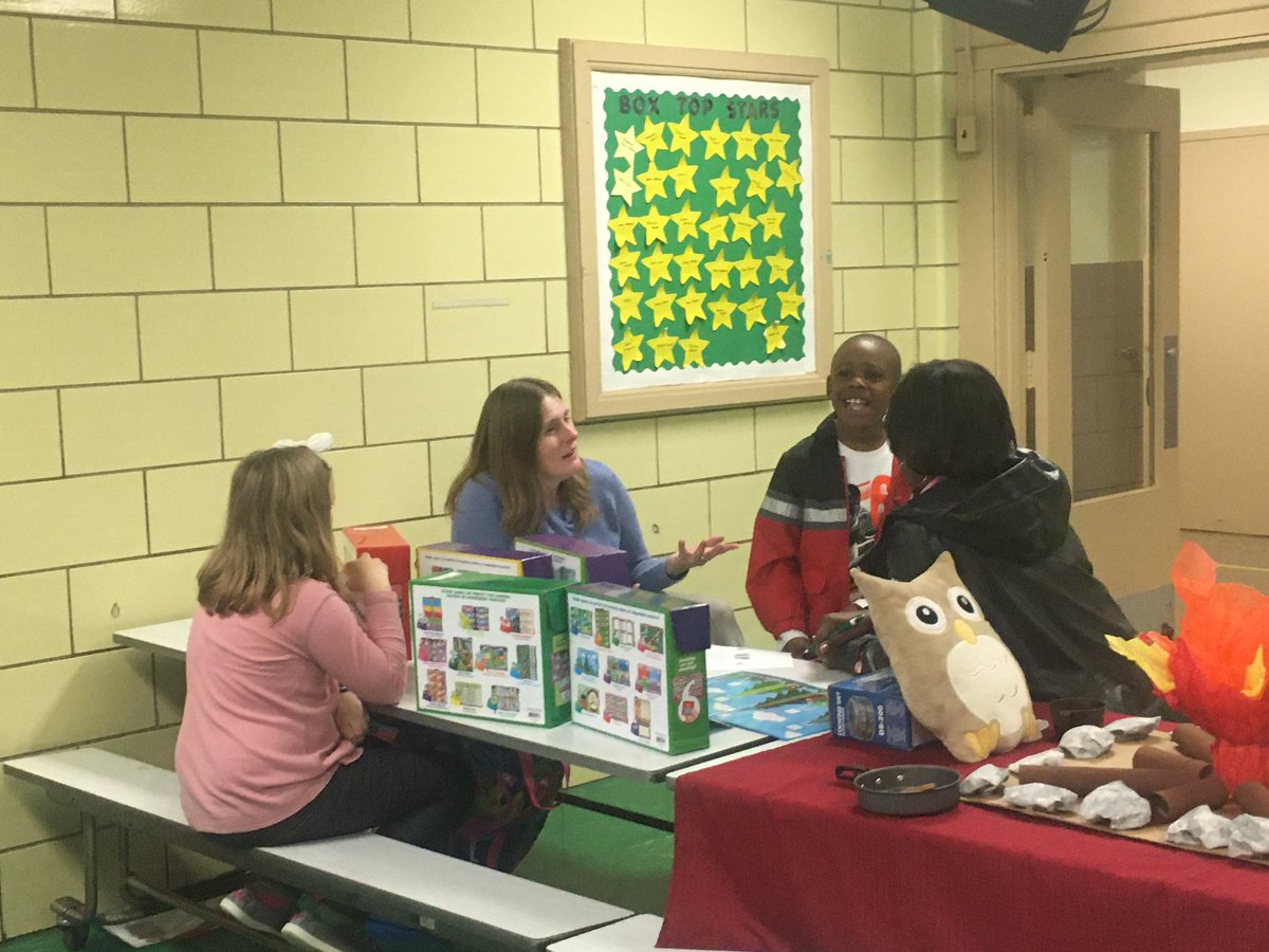 cindymetheny1's tweet photo. Camping out with a good book! Amazing reading night at Oakleigh! https://t.co/Vb2ZQxB10E
