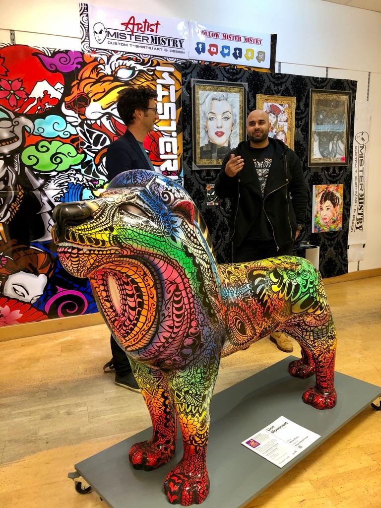 lionsofwindsor's tweet photo. Great fun last night at our Auction Preview launch. For tickets to our Auction Preview #RoarGoodbye simply click here: https://t.co/pwuIdvUC0Y @MrASingh @anna_kompaniets @windsorartfair @contempartfairs @EtonTours @Eton_College @VisitEton @paddygmcneill @WindsorFestival https://t.co/kW0sWhOrKG
