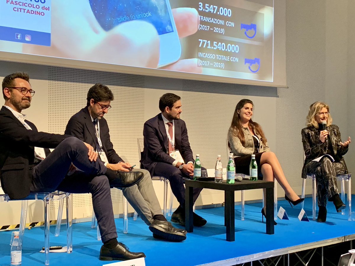 robi_cocco's tweet photo. È un piacere partecipare al confronto sul tema dei pagamenti digitali alla PA organizzato da @Bain_Italia con @matteo_desanti di @teamdigitaleIT, @giuvir1999 di @pagoPA e Antonio Garelli di @GruppoCDP 
#Payvolution https://t.co/PlkQtA3Khm