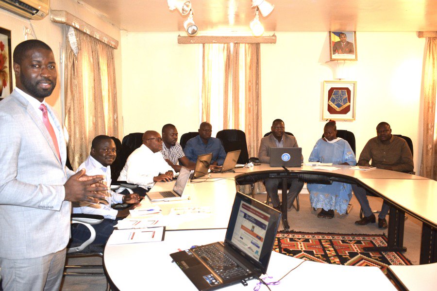 BostonSolux tweet media