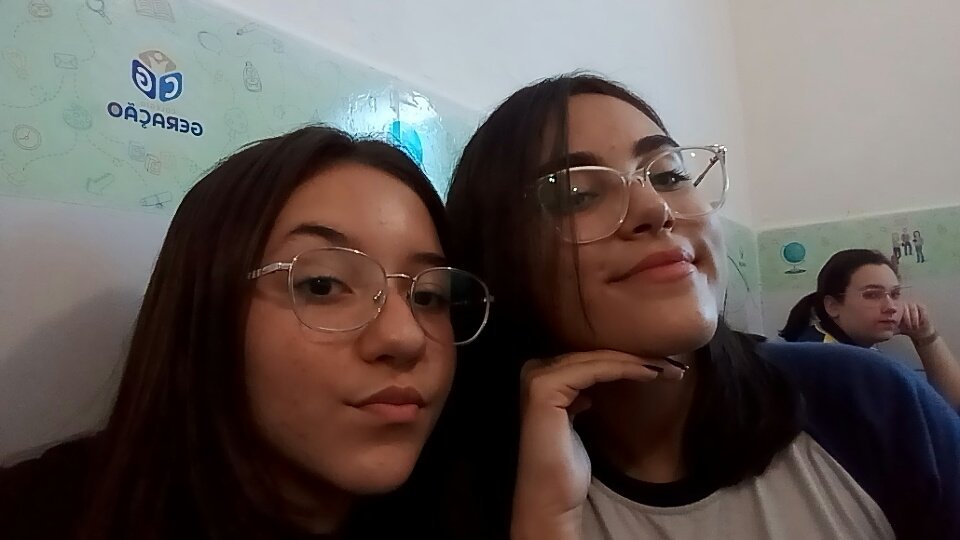 sascom9's tweet image. Essa coisa linda tá completando 15 anos❤
Parabéns💗