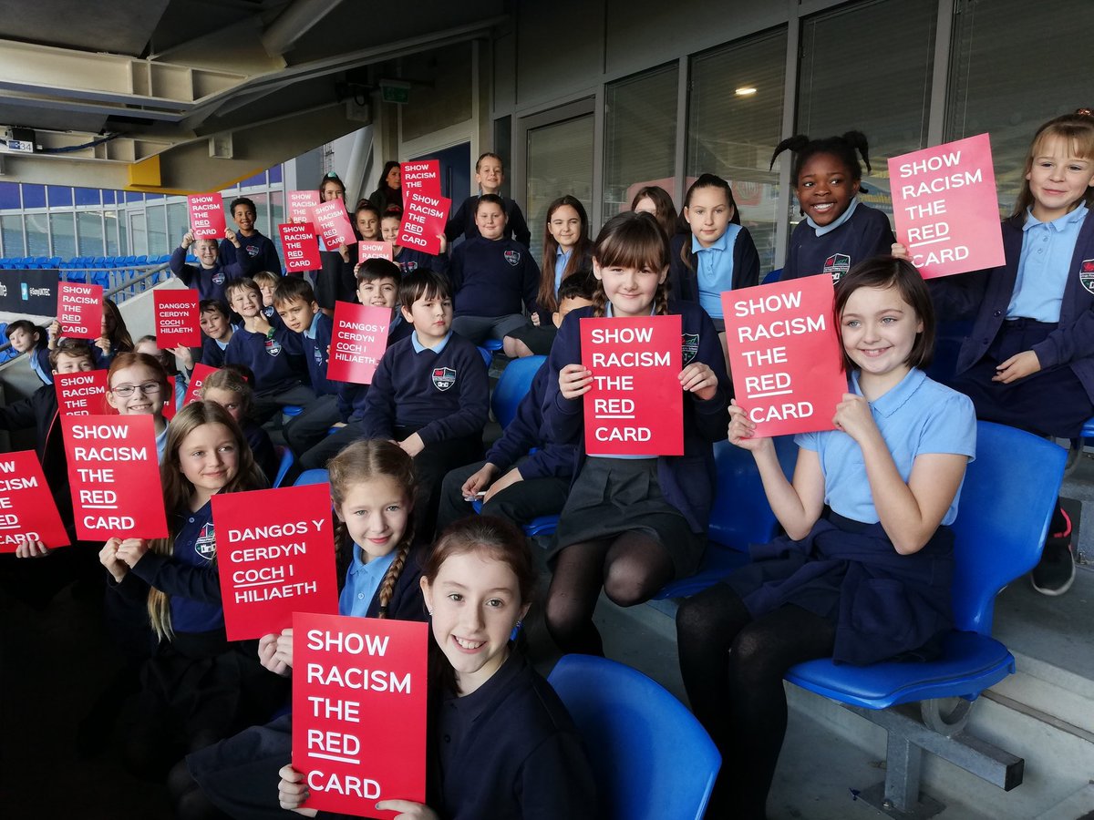 Thank you to @DinasPowysPS for taking part in our educational club event today @CardiffCityFC some fantastic questions for the players! We hope you enjoyed your day 👍 @VOGEquality