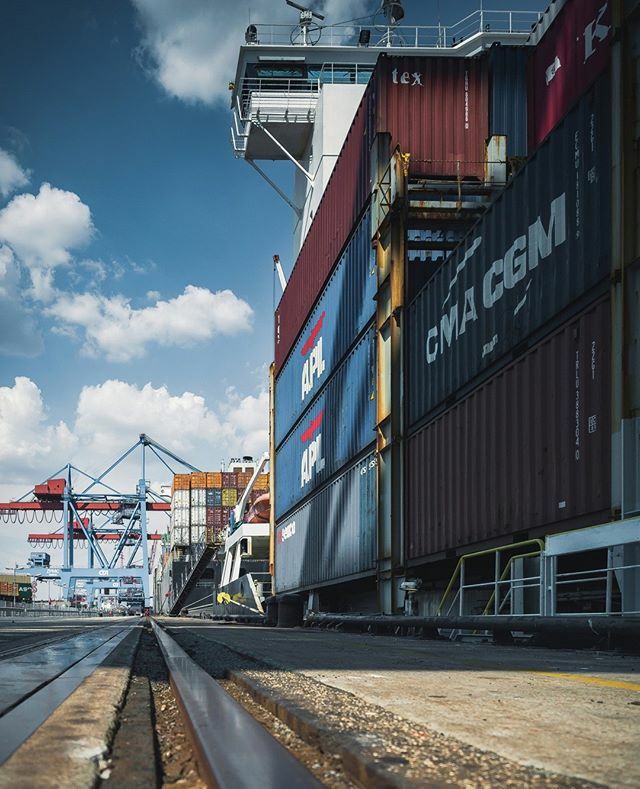 ...⁠
Anzeige- INSTAWALK CONTAINERTERMINAL ⁠
|21.11.| 14.30 Uhr | Limitierte Plätze⁠
...⁠
Zu unserem 70.InstaWalk (!!) haben wir nochmal was ganz besonderes für euch. ⁠
⁠
Wir freuen uns, dass wir unseren Containerhafen InstaWalk zusammen mit der HHLA (@containerhafenhambu…