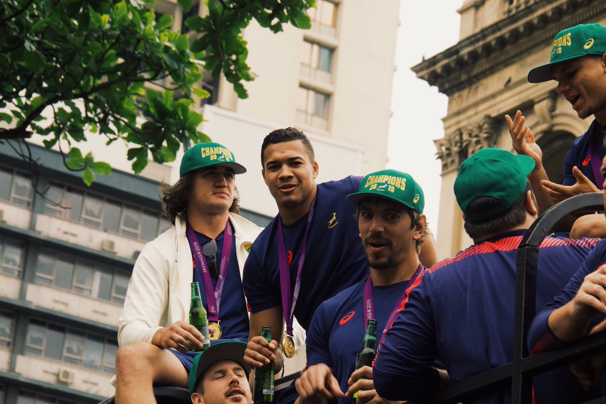 lusandakluthuli's tweet photo. #BoksTrophyTour #SpringboksParade #SpringboksTour https://t.co/Xmt5rzmOzw
