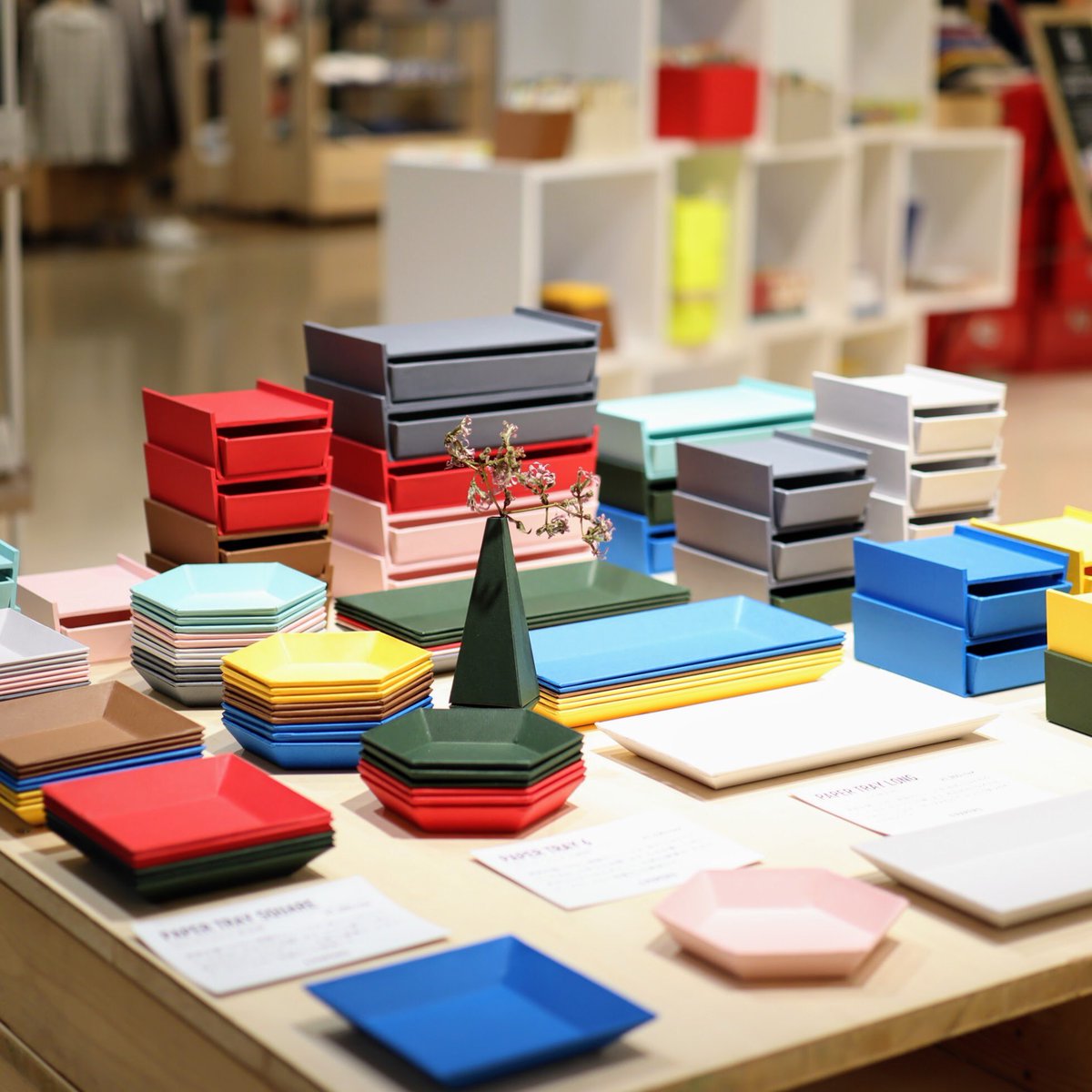 阪神百貨店 公式 5階イベントスペースは京都の紙器ブランド Andpapers と Boxandneedle 紙の質感や柄が素敵なボックスやステーショナリー バッグまで 手帳やノートの製本体験ワークショップやカスタムオーダーもあります T Co