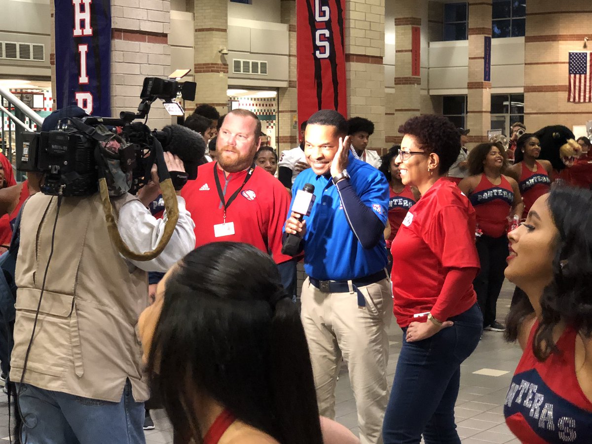 #FridayFootballFever is LIVE from Cy Springs this morning! Go Panthers! #CFISDSpirit #AllDayEveryDay 🏈