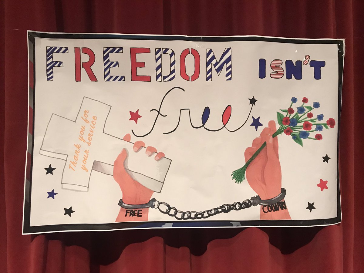 USCSchools's tweet image. Veterans Day program is getting underway @USC_High_School. THANK YOU to all who served. ❤️