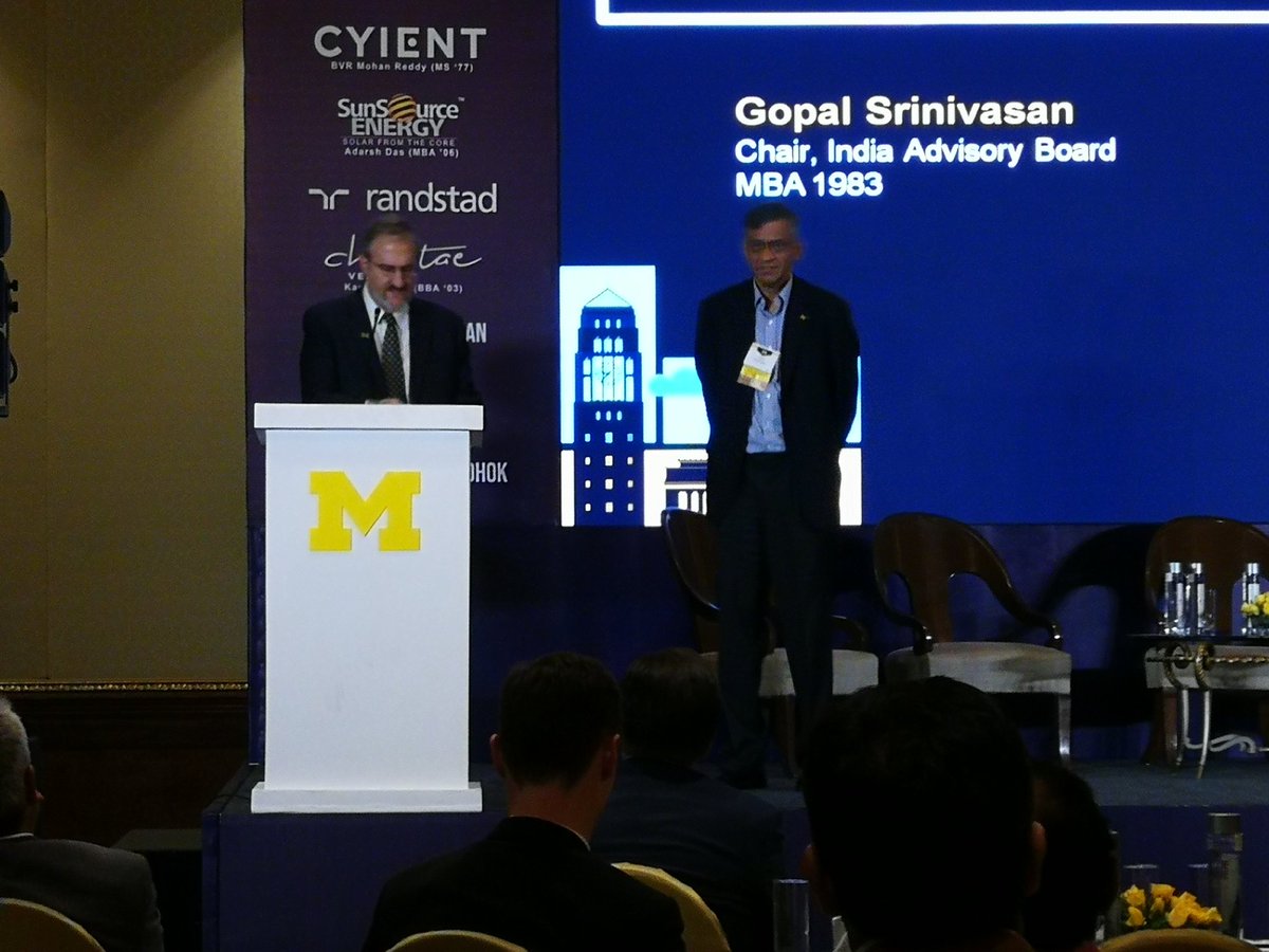 #umich president Mark Schlissel presents <a href="/GopalSri/">Gopal Srinivasan</a> with Hermelin award. <a href="/umCSAS/">Center for South Asian Studies</a>