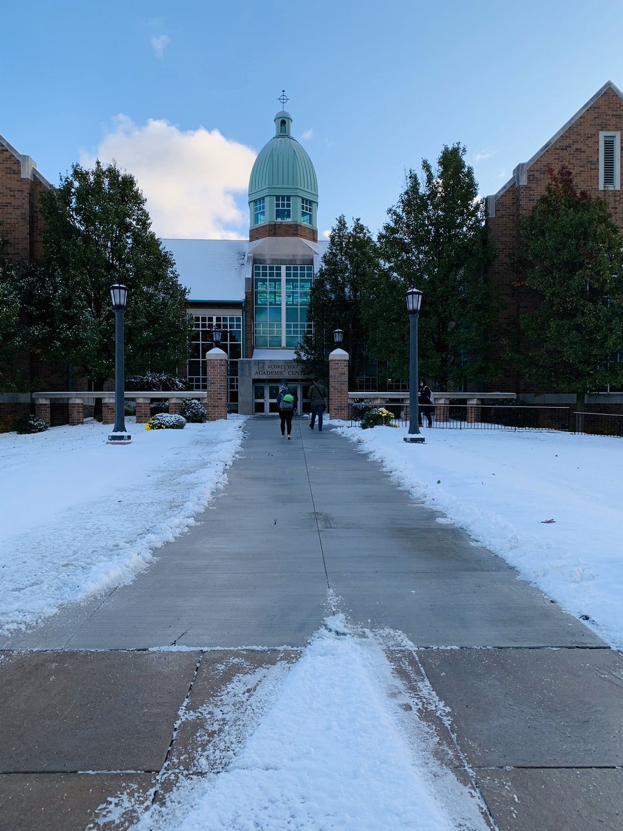 MercyhurstU's tweet photo. Good Morning, Lakers! ❄️☘️ https://t.co/ZMLCDUJ0Sp