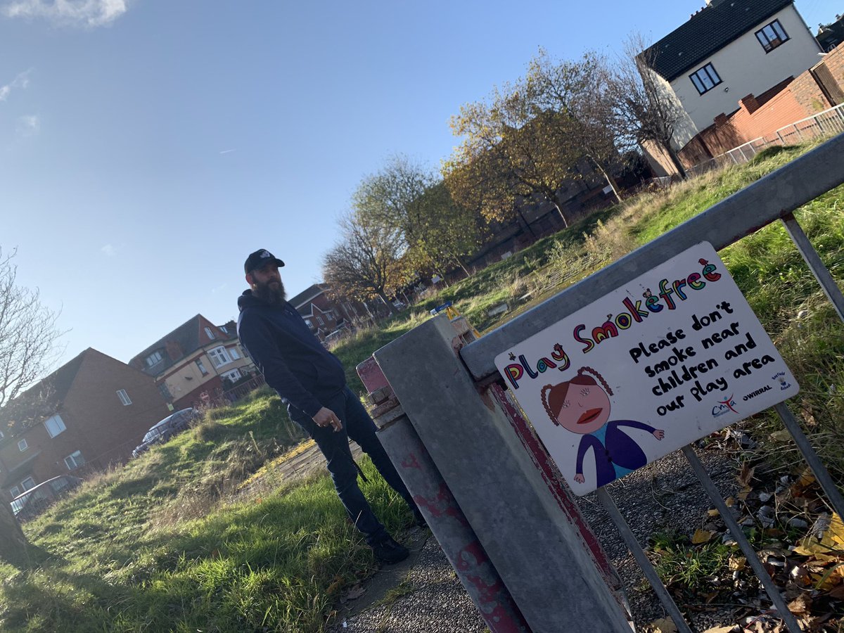 danieldaviesRPL's tweet image. Latest #StreetArt in our #RockpointLeisure #VictoriaQuarter #NewBrighton by the amazing @mrcenzgraffiti - positioned right next to an abandoned kids play area owned by @WirralCouncil but left to rot. @imaginewirral @Visit_Wirral @Wirral_Chamber @UKHofficial @CGA_insights @B_K_W
