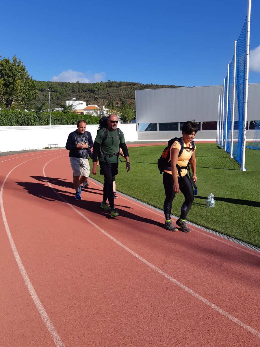 Plan_INFOCA's tweet image. Compañeros 🤸‍♂️ en las Pruebas de #PackTest prepatatorias para el &quot;Trex Andalucía 2019&quot;, que se celebra en #Almería a partir del 18. Se trata de correr 5 kilómetros en 45 minutos con 20 kg en la mochila.

En la otra foto, @NachoFdezGavira que quiere y no puede. Recupérate🔝🕺