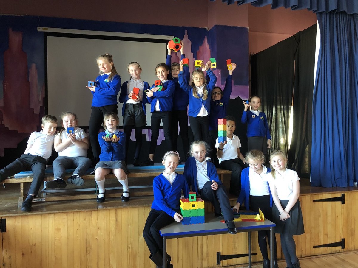 MrsSTwyn's tweet photo. Great building again in Polydron club https://t.co/hsQcEbQxH0