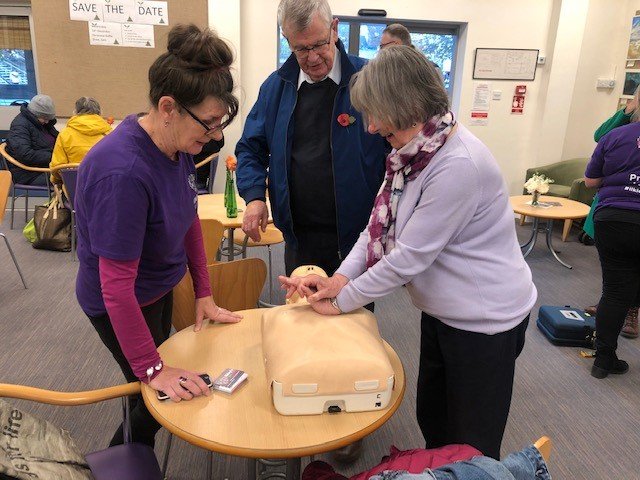 Prepared2SAL's tweet photo. We had a great pop-up at the @ClarkeFIlkley Centre this morning. Demonstrating what to do if someone is having a #Stroke or a #HearAttack. Great to see people getting involved and trying out our #CPR dummy too! #IlkleysGotHeart #Prepared2SAL https://t.co/8cJ4sC4k7e