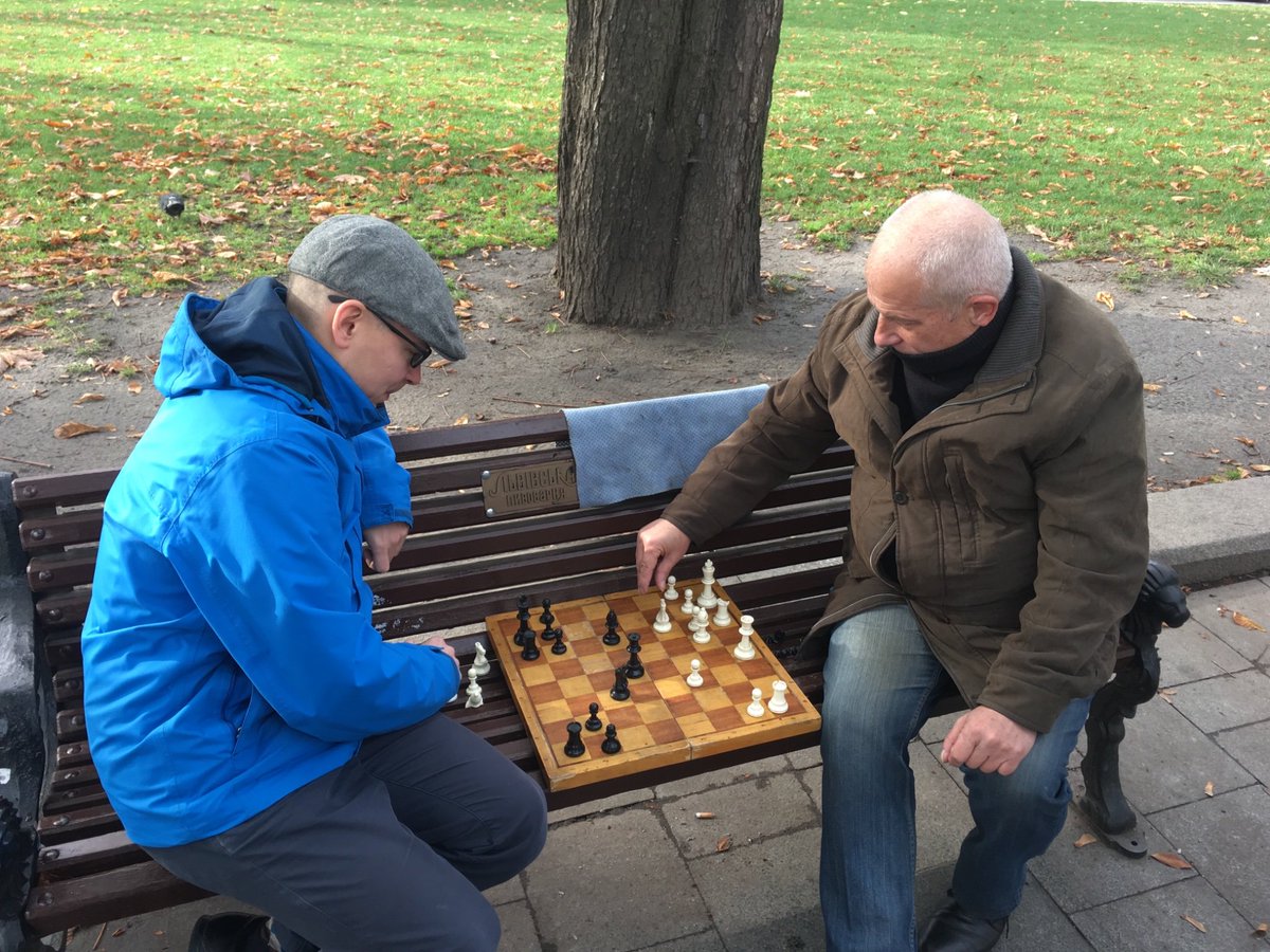 KWalachowski's tweet image. Wyspany @Tomasz_Ociepka odziera z ostatnich hrywien lokalsów. #KJonTour